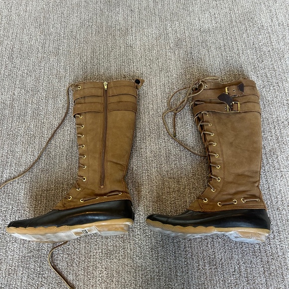 Sperry Waterproof Shearling Boots - Picture 1 of 5